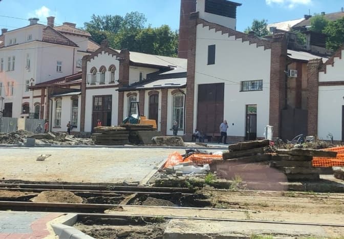 У Львові трамвайне депо перетворюють на креативний простір. Площу теж оновлять
