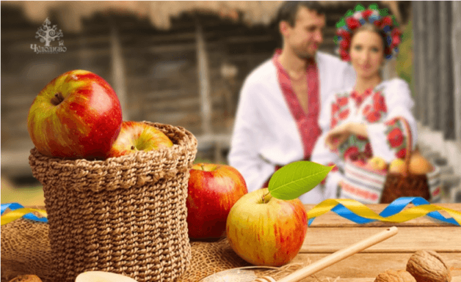 Військові капелани освятять і передадуть бійцям 2 тонни фруктів, які зібрали львів’яни