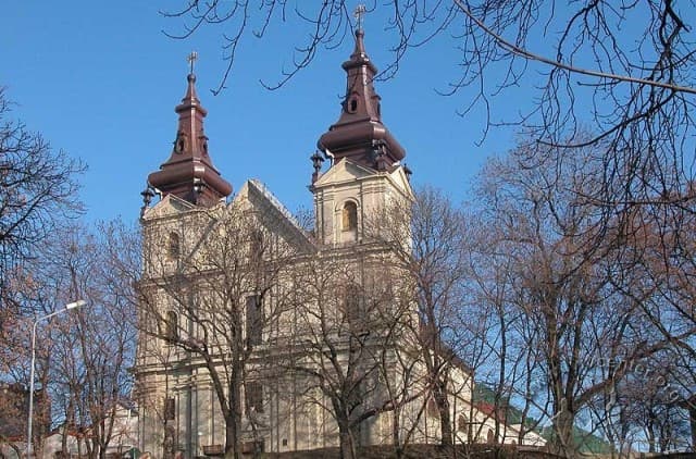 Храм Архистратига Михаїла на Винниченка/lvivcenter.org