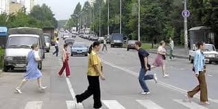 За перехід дороги у невстановленому місці львів'ян можуть оштрафувати від 51 гривні