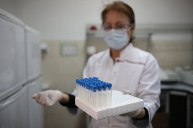 Пів тисячі нових випадків коронавірусу за добу. Статистика від МОЗ