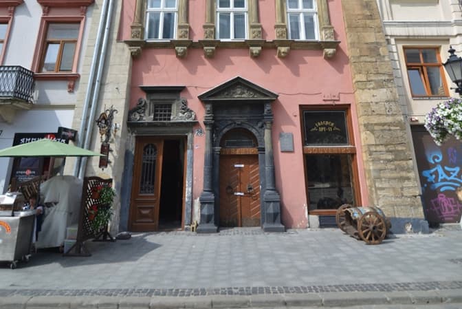 Дубневич купив приміщення у центрі Львова за майже 17 млн грн