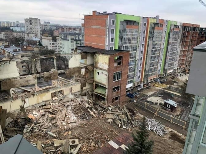 Рухнула епоха. Чому «Полярон» був не просто заводом