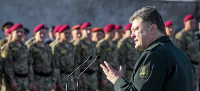 Відтепер чоловіки з вищою освітою служитимуть в армії довше