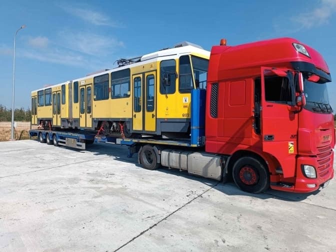 Трамваї з Берліна та Берна. Як відбувається процес передачі та що робить Львів, щоб отримати їх