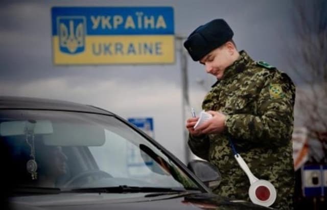 На Львівщині створять Єдиний реєстр призовників: повістки вручатимуть і на кордоні