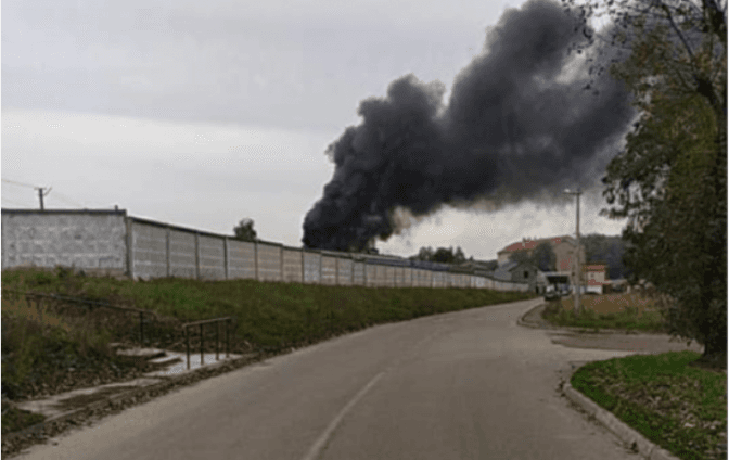 У Львові на території 5-го парку залізниці сталася пожежа