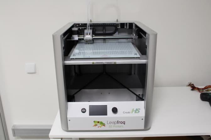 У Львові ІТ Кластер подарував 3D-принтер студентам