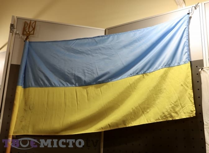 Свідки історії. Фоторепортаж з музею, де зберігається прапор, який вперше підняли у Львові