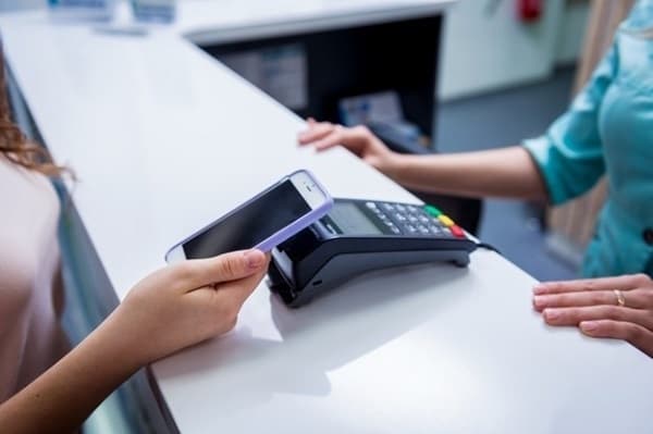 Навіщо нам посередники між підприємцями та податковою або Що не так із РРО