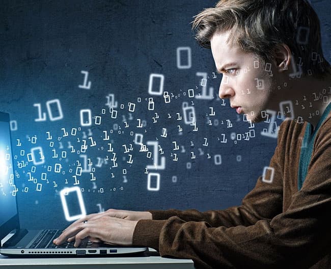 На Prometheus відкрили курси про програмування від Microsoft та EPAM