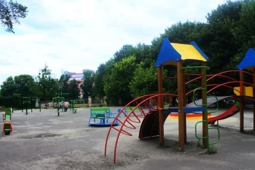 У Шевченківському районі Львова облаштували новий спортивно-ігровий простір