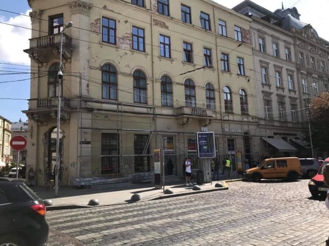 У Львові почали реставрацію пам’ятки архітектури на проспекті Свободи