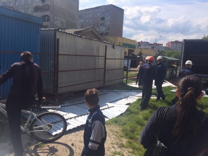 У Львові противники будівництва перекривають рух транспорту