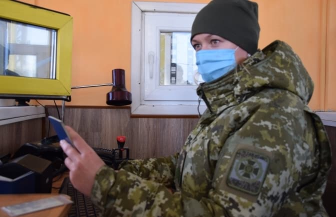 На Львівщині на кордоні дають хабарі, щоб відкупитися від самоізоляції