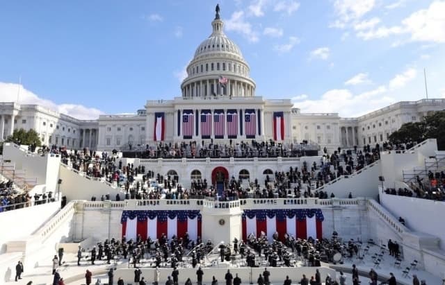 Любов до своєї країни, а не «пляски і пєсні». Реакція львів'ян на присягу Джо Байдена