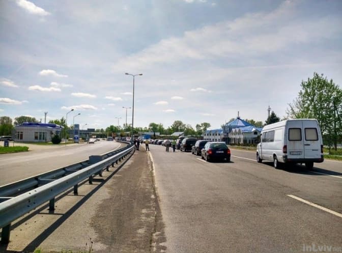 У Львові активістам пропонують перевірити прикордонників