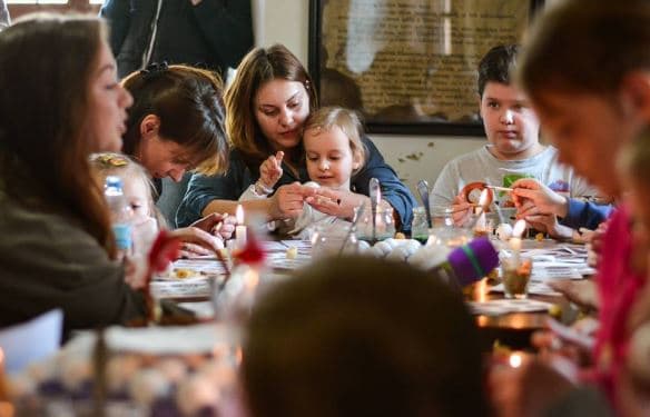 У дитячих клубах Львова стартує писанкарська школа