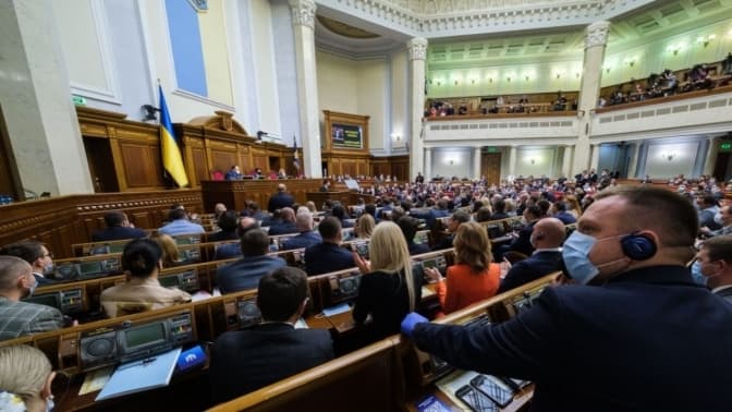 У Раді зареєстрували постанову про скасування карантину на вихідні