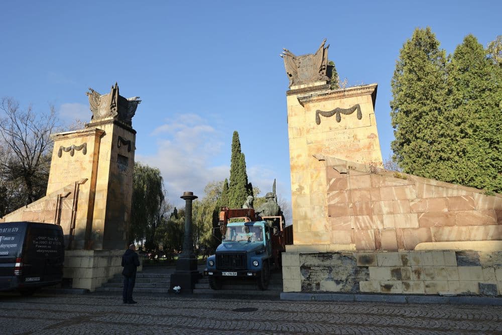 Замість радянського Пагорба Слави у Львові пропонують залишити парк і оглядовий майданчик