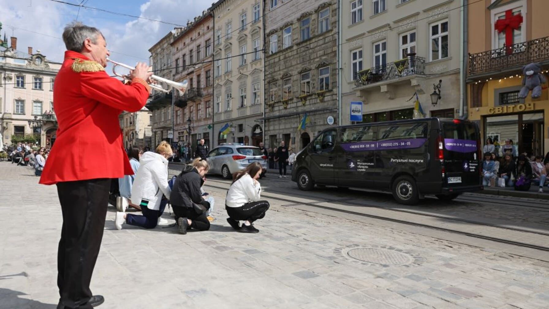 Фото: прощання із військовослужбовцем/ЛМР