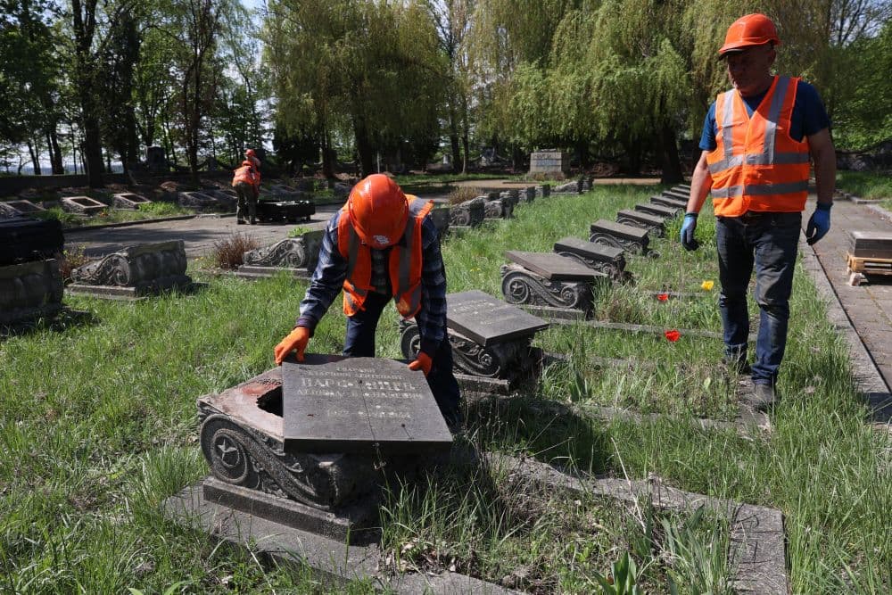 eksgumatsiapagorbslavylviv