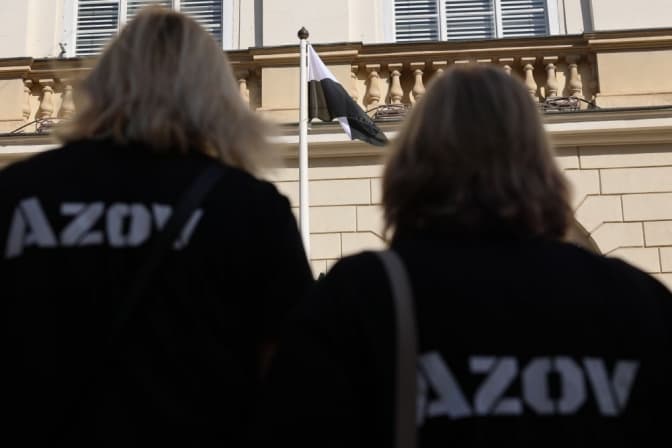 У Львові вперше підняли прапор Надії в пам'ять про зниклих безвісти захисників