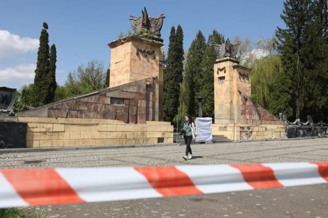 У Львові розпочали перепоховання майора Путіна та інших радянських поховань із «Пагорба слави»