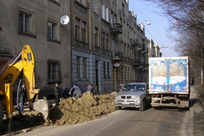 У Львові замінюють водопровід
