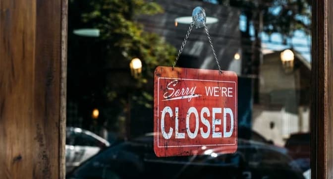 У Києві від завтра обмежують роботу кафе та ресторанів