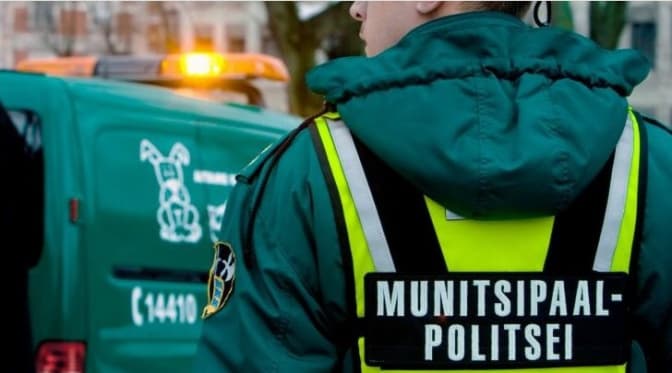 Муніципальній дружині Львова дозволили складати протоколи за куріння та вуличну торгівлю