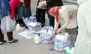 Львів'ян просять не купувати продукти на вулицях