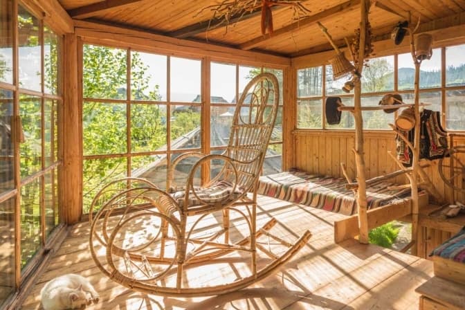 «Подбайте про себе самі». Як львів’янам підготуватися до відпочинку в час епідемії