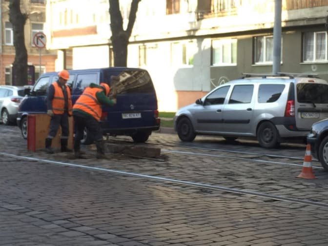 Ситуація на дорогах: На Сахарова тягнучка