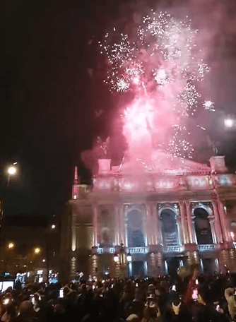 У Львові запускали салюти попри заборону піротехніки у місті. Фото