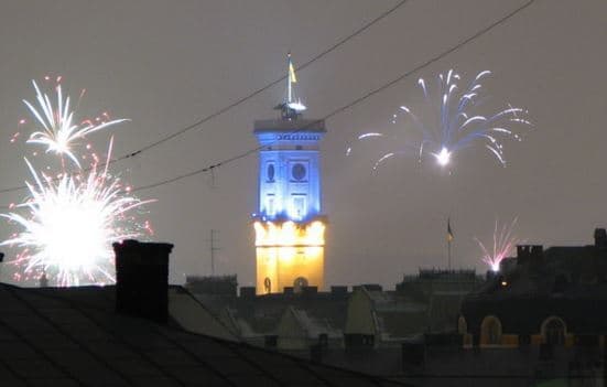 Як у Львові каратимуть за феєрверки?