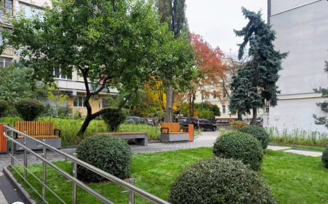 У центрі Шевченківського району з’явився новий мінісквер