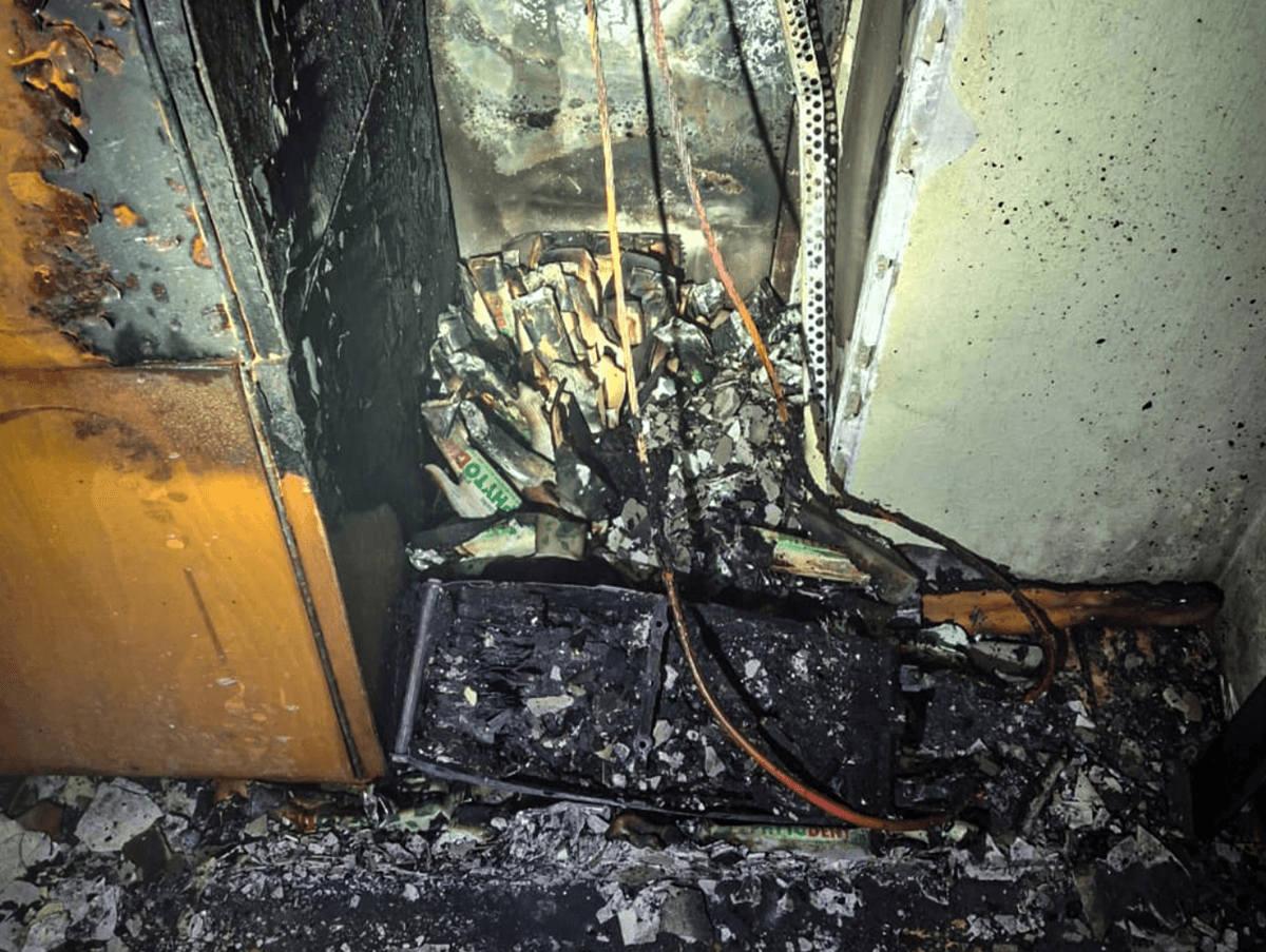 Неподалік центру Львова в будинку вибухнув акумулятор і сталась пожежа