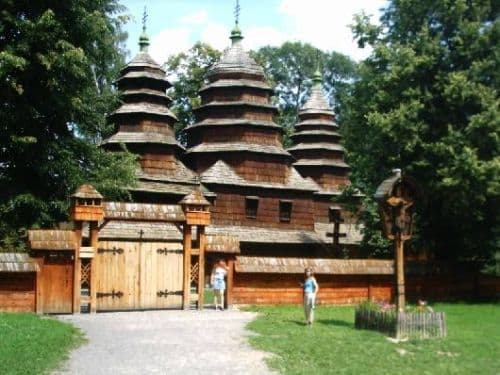 У Львові видали фотоальбом "Шевченківського гаю"