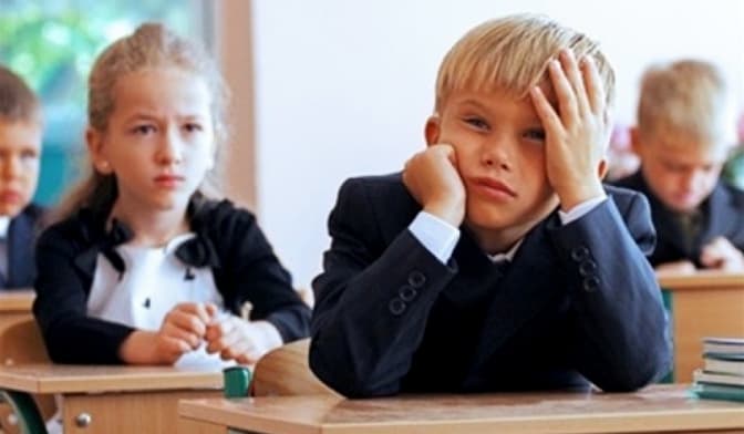 Львів'янка поскаржилася, що вчитель побив її сина: обставини з'ясовують