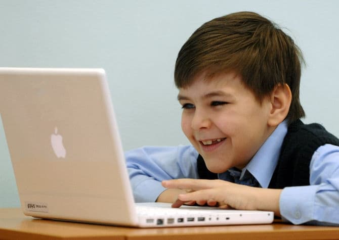 У Львові старшокласників навчатимуть програмуванню. Як долучитись?