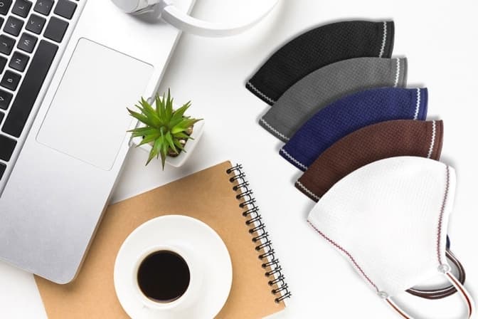 Невакцинованих проти Covid-19 почнуть відсторонювати від роботи 9 грудня. Кого саме