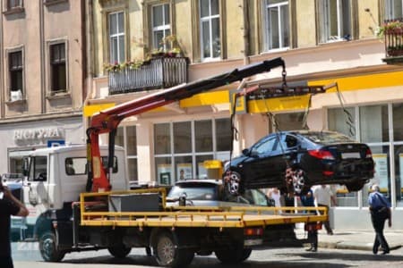 У центрі Львова облаштують штрафмайданчик на 50 автомобілів