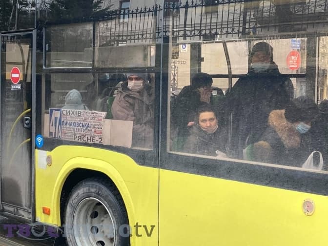 У Львові планують скасувати рішення про підняття вартості проїзду у громадському транспорті