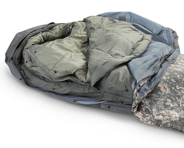 Сьогодні у Львові збиратимуть теплі речі для вояків