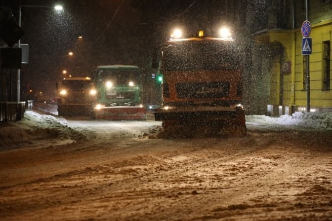 Снігоприбиральна техніка у Львові працюватиме цілодобово