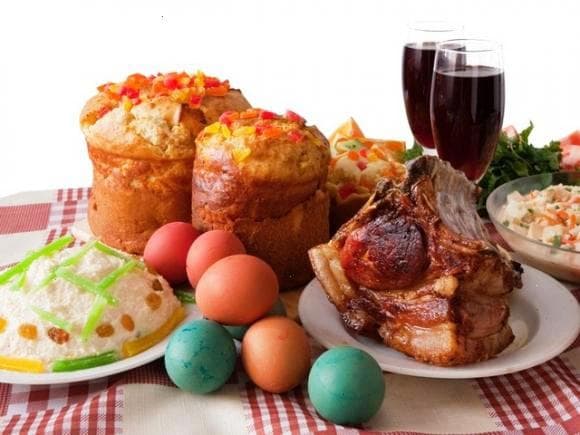 Великодні застілля: як святкувати без шкоди для здоров’я. Поради лікаря