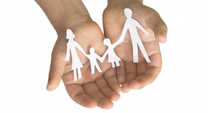 Найчастіше львів'яни страхують автомобілі та життя, але застрахуватися від війни неможливо