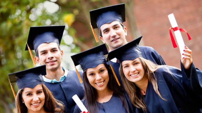 Навчання та стажування у Варшавському університеті. Як отримати стипендію