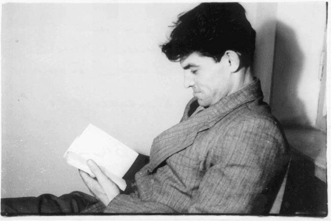 День народження Василя Стуса: сьогодні виставка про поета у Мистецькому арсеналі безкоштовна